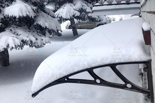 防雪雨蓬