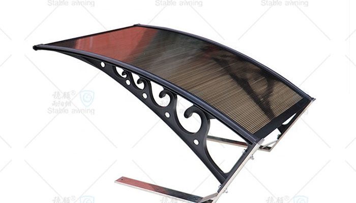 空心板L型不锈钢基座机器人割草机库